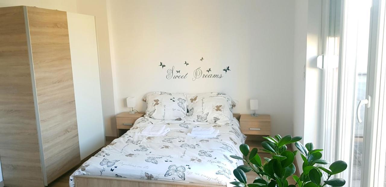 Penthouse Spudic Karlovac Apartment ภายนอก รูปภาพ